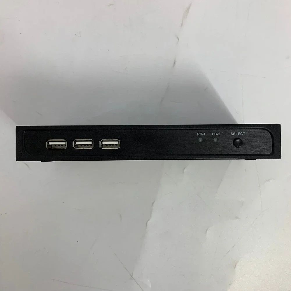 SIIG DisplayPort‎ 2Port KVM Switch CE KV0411 S1 Shares Display Between 2 Sources